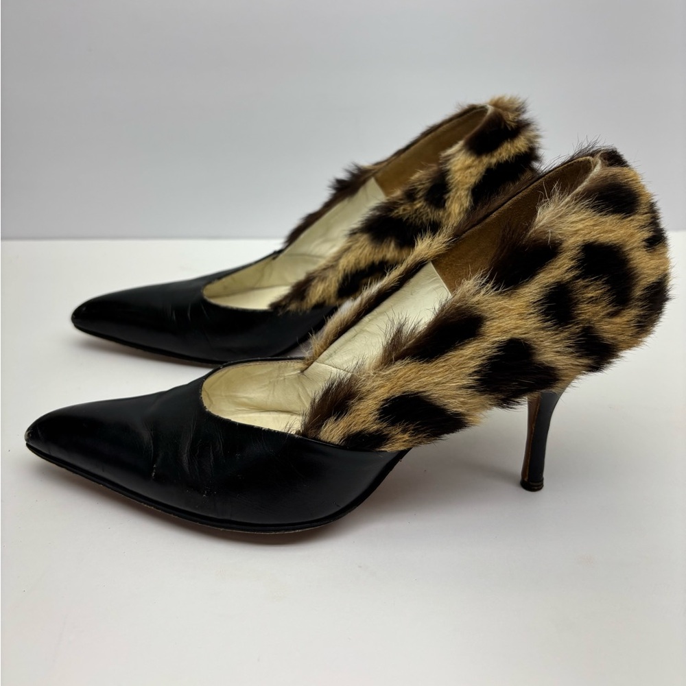 Black Leather Pumps with Leopard Fur Trim, SZ 8, box 29 - Picture 4 of 12